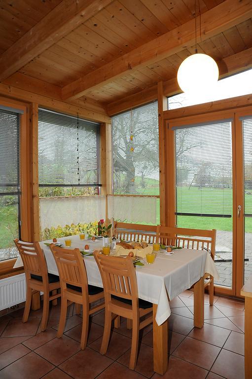 Sonnenblumenhof Guest House Muehlheim Exterior photo