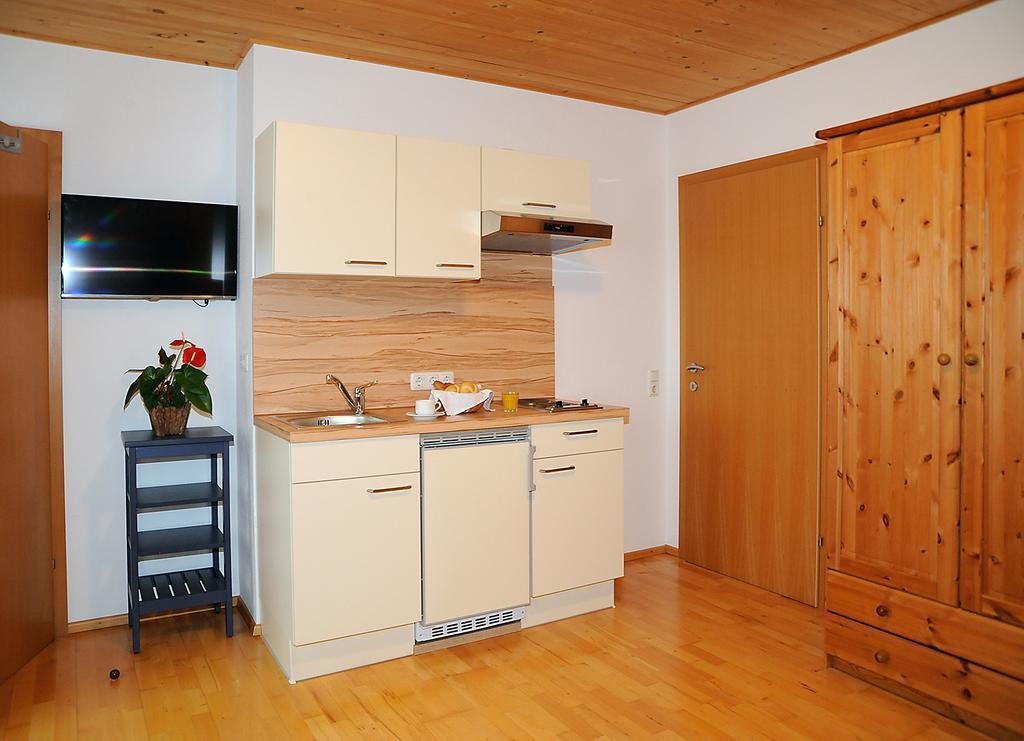 Sonnenblumenhof Guest House Muehlheim Room photo